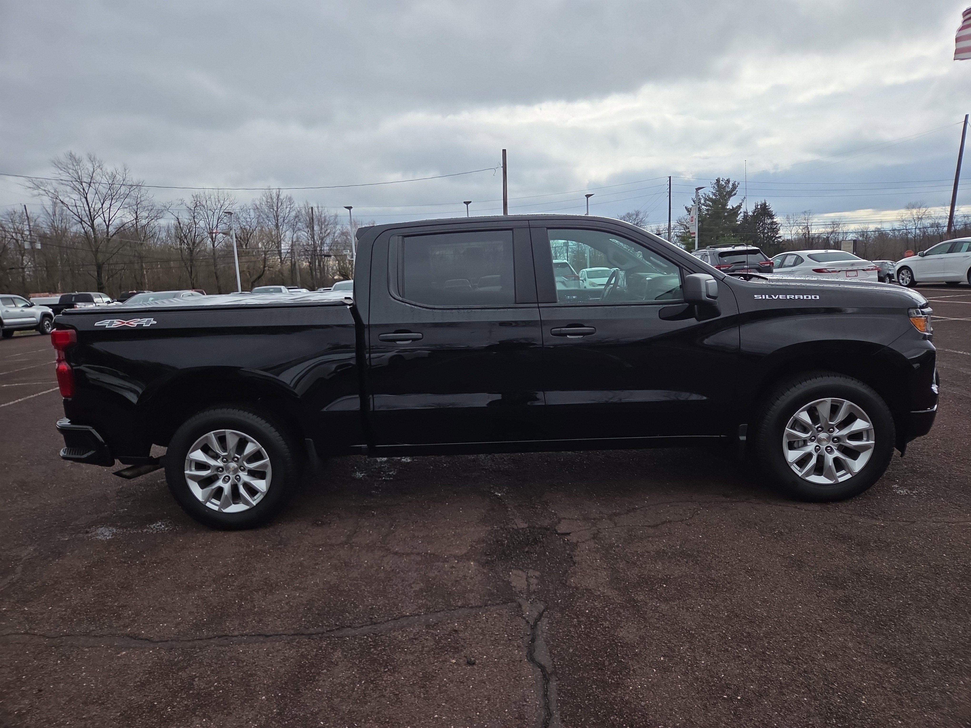 2023 Chevrolet Silverado 1500 Custom