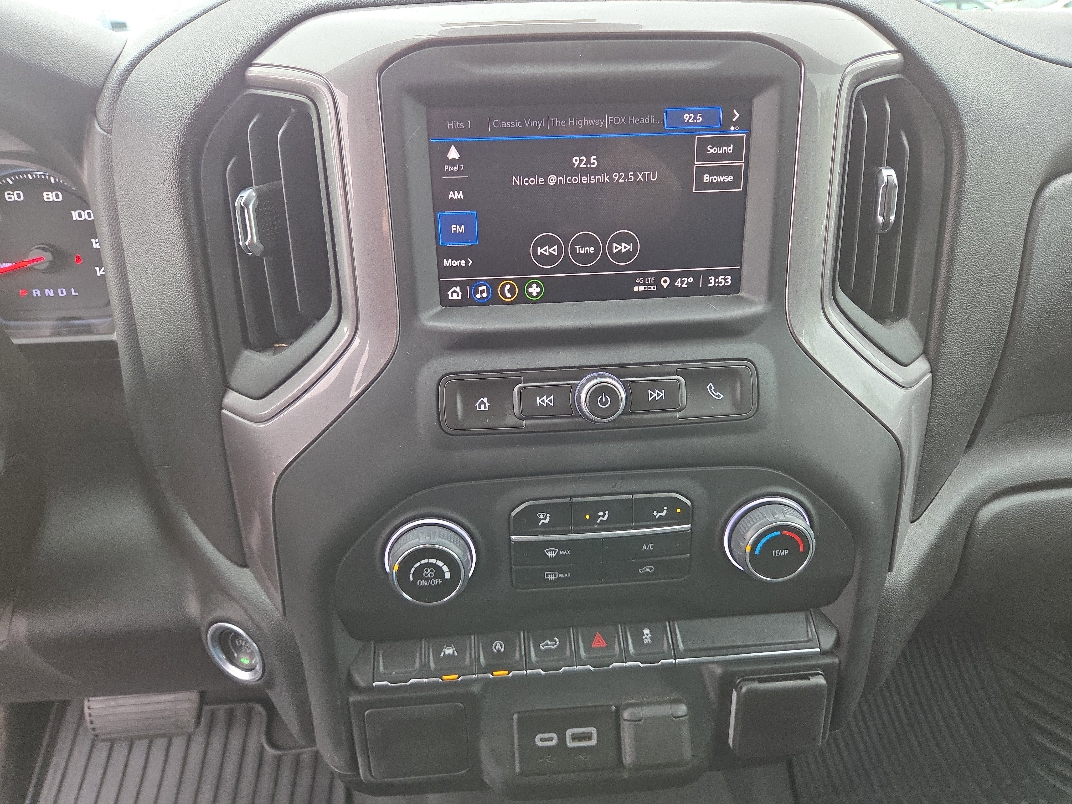 2023 Chevrolet Silverado 1500 Custom