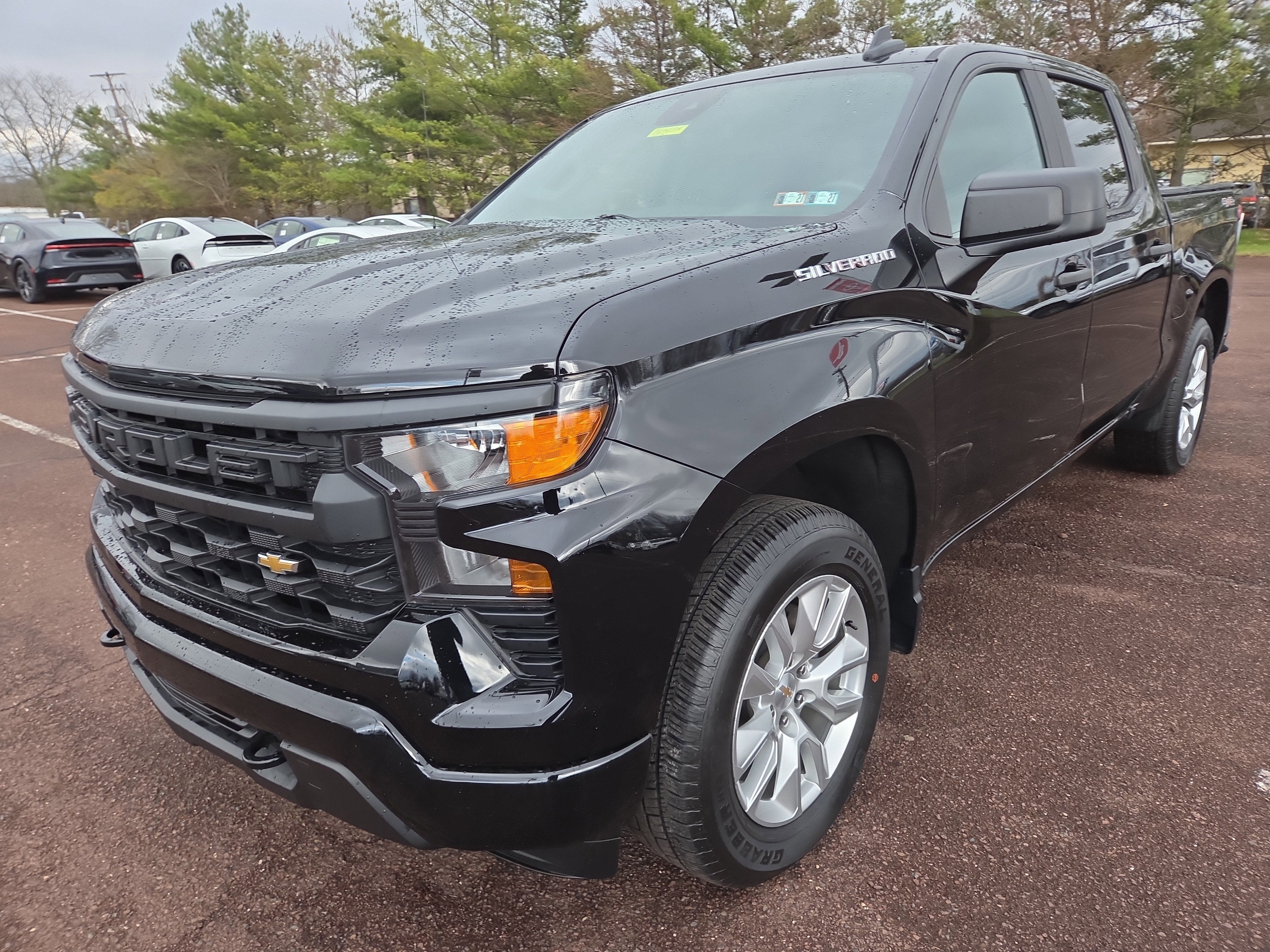 2023 Chevrolet Silverado 1500 Custom
