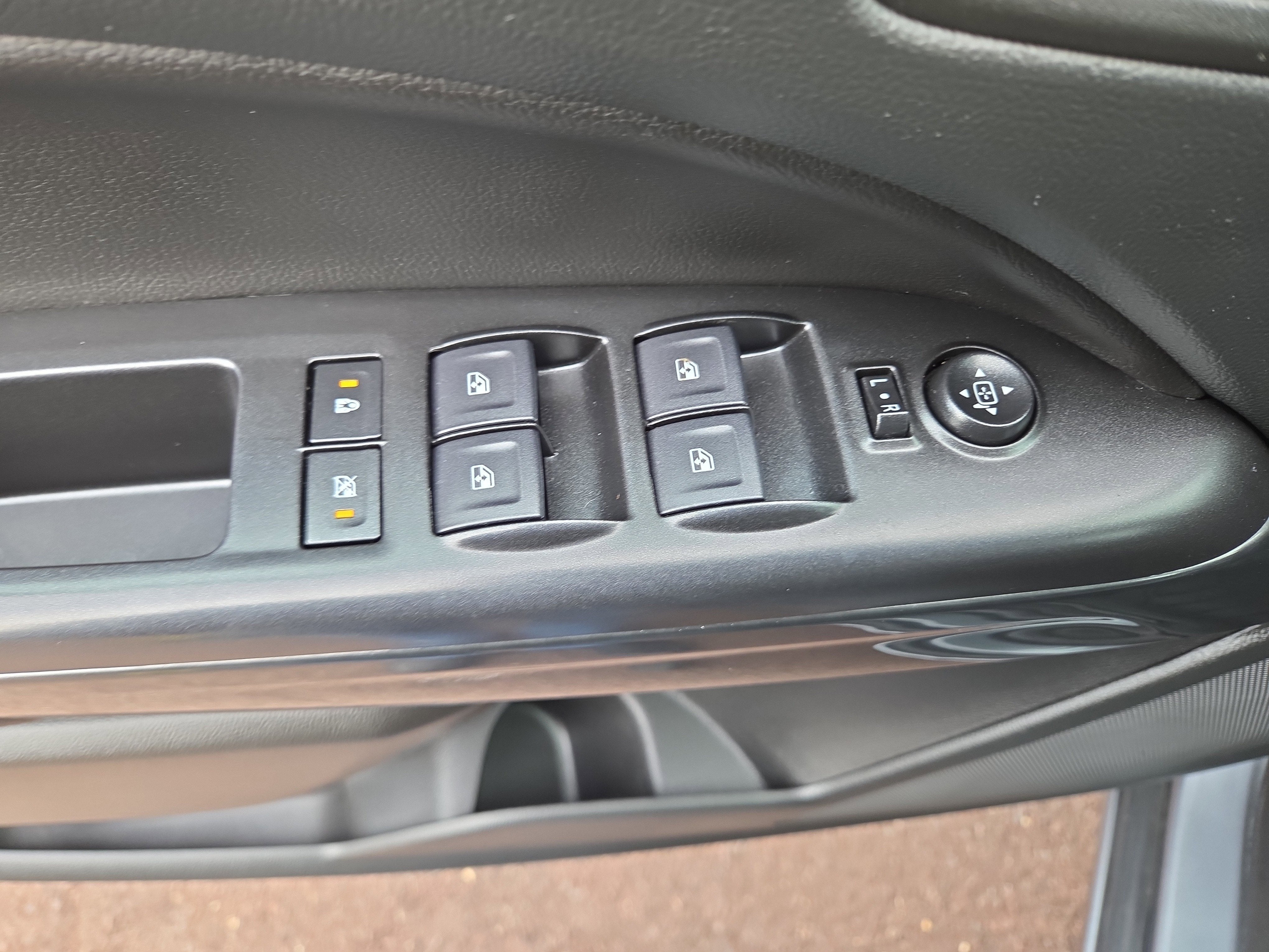 2022 GMC Canyon 4WD AT4 w/Leather