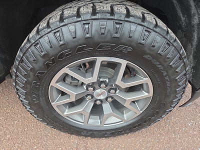 2022 GMC Canyon 4WD AT4 w/Leather