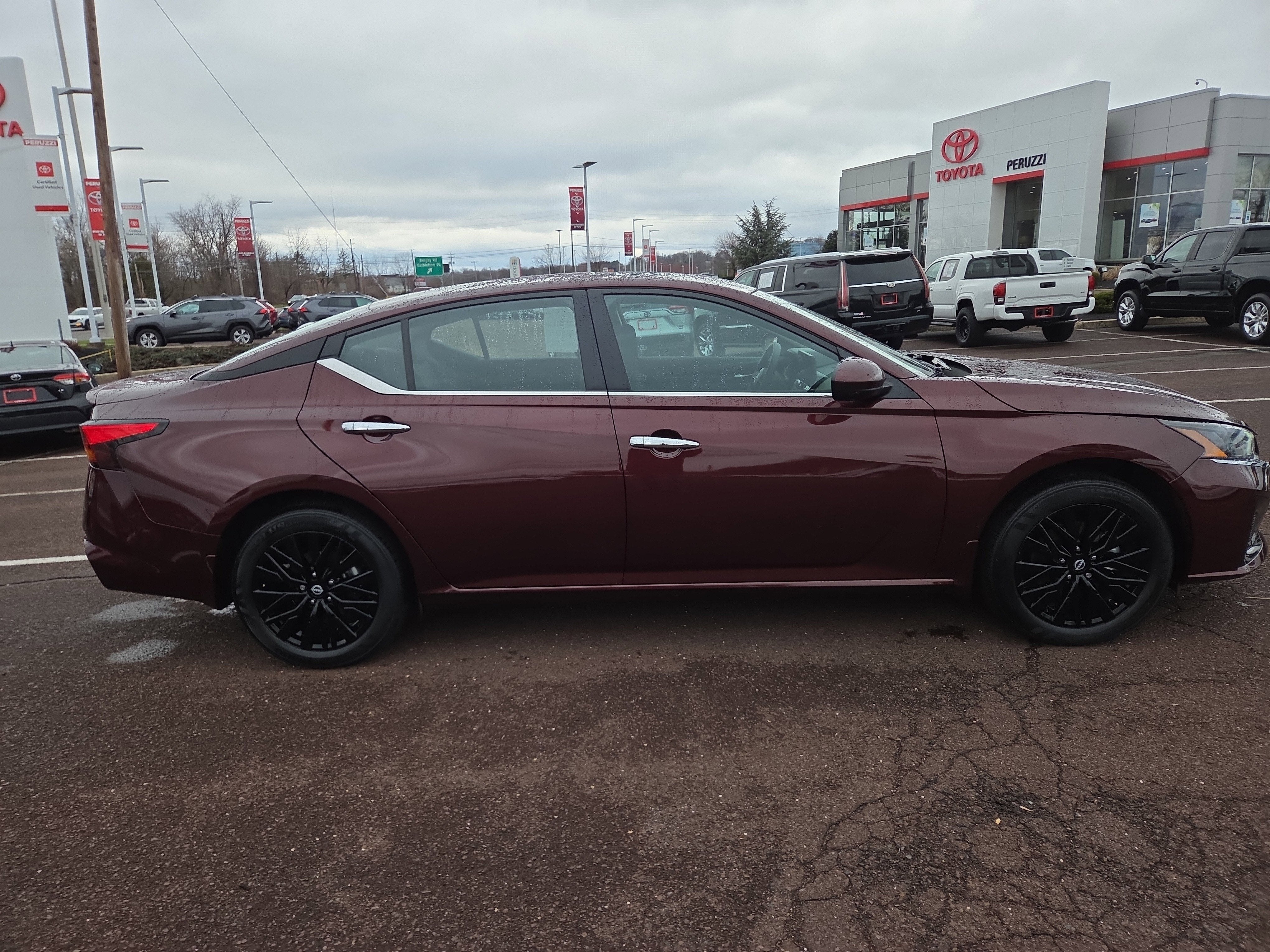 2025 Nissan Altima SV