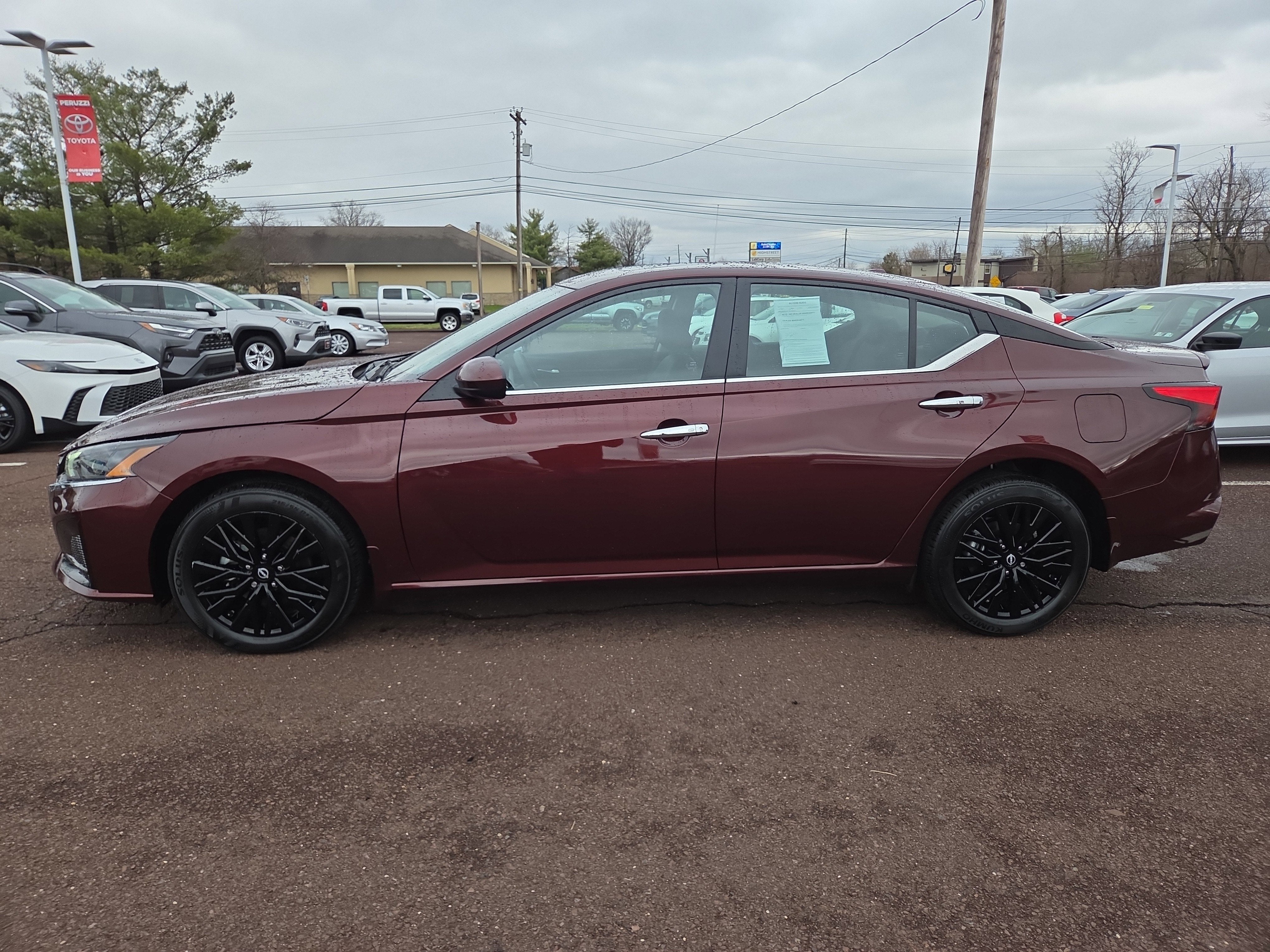 2025 Nissan Altima SV