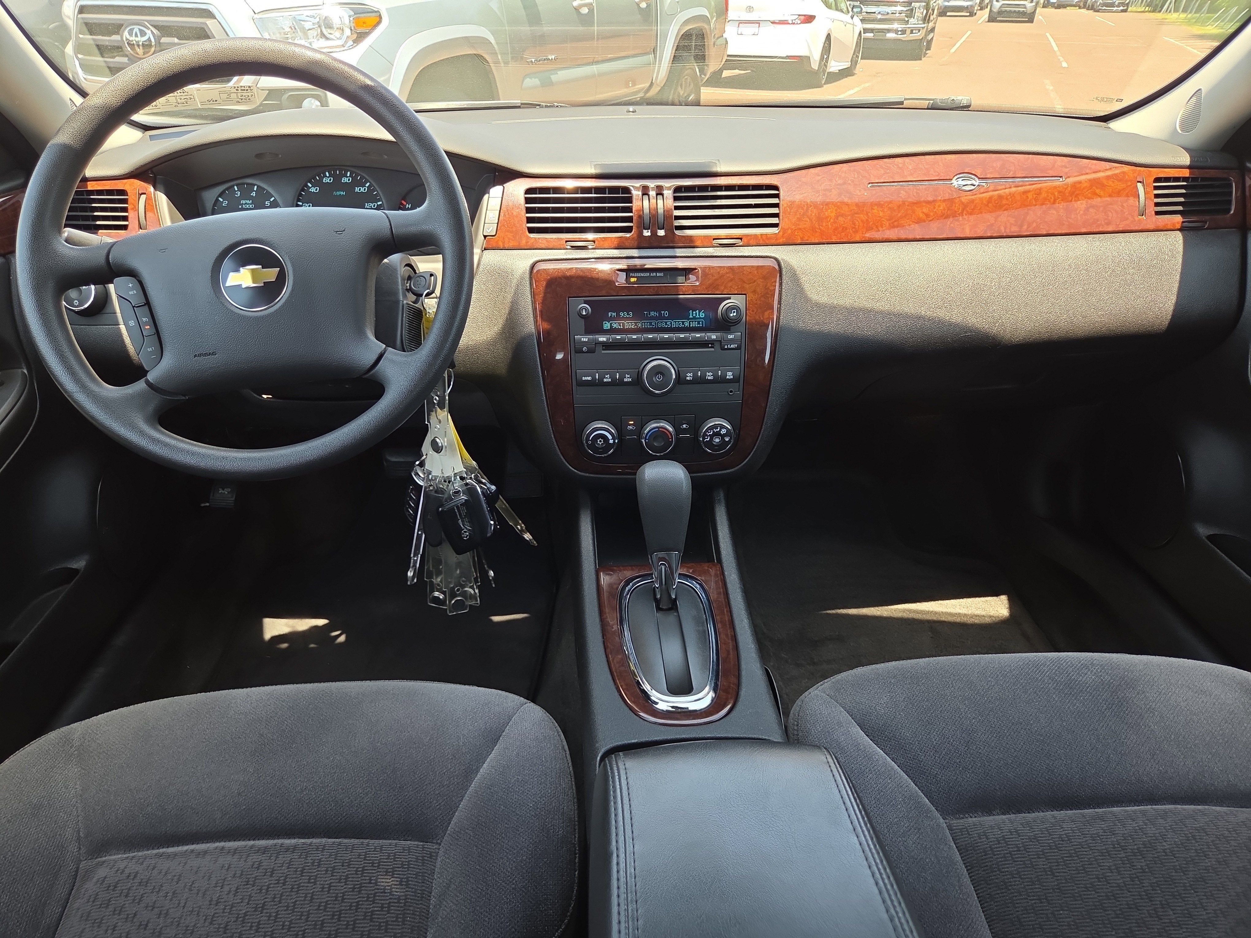 2011 Chevrolet Impala LS Retail