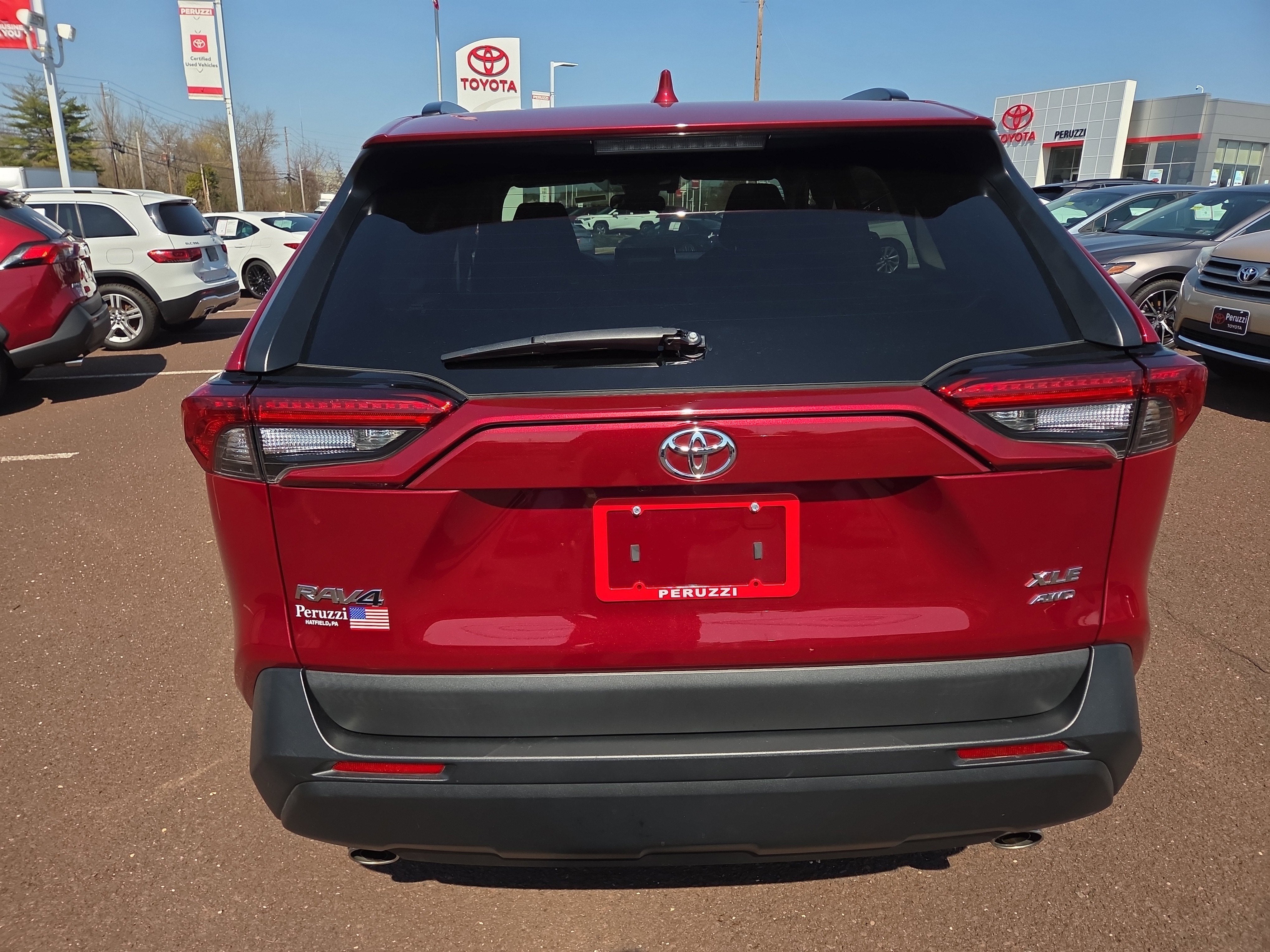 2022 Toyota RAV4 XLE