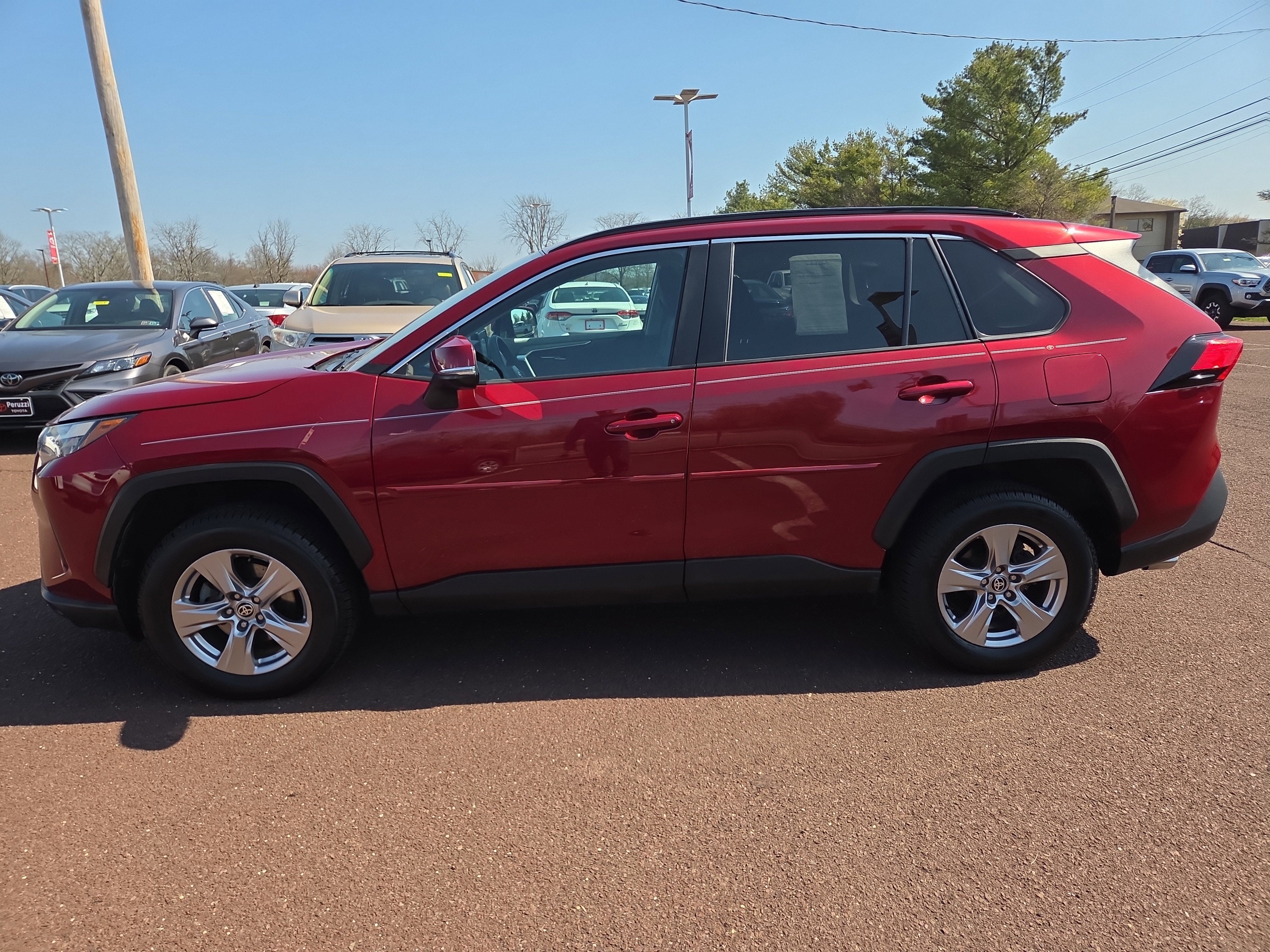 2022 Toyota RAV4 XLE