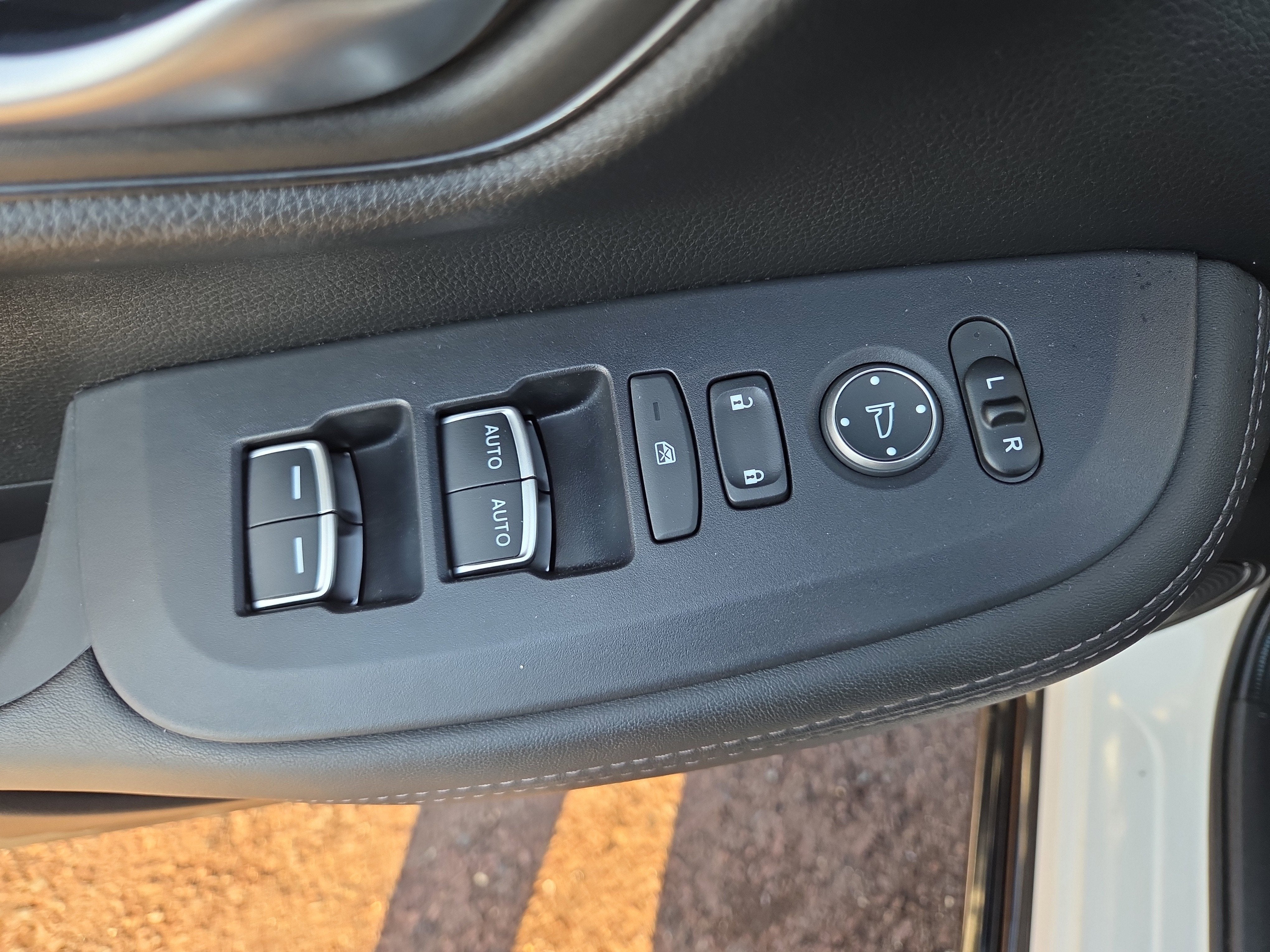 2025 Honda HR-V EX-L