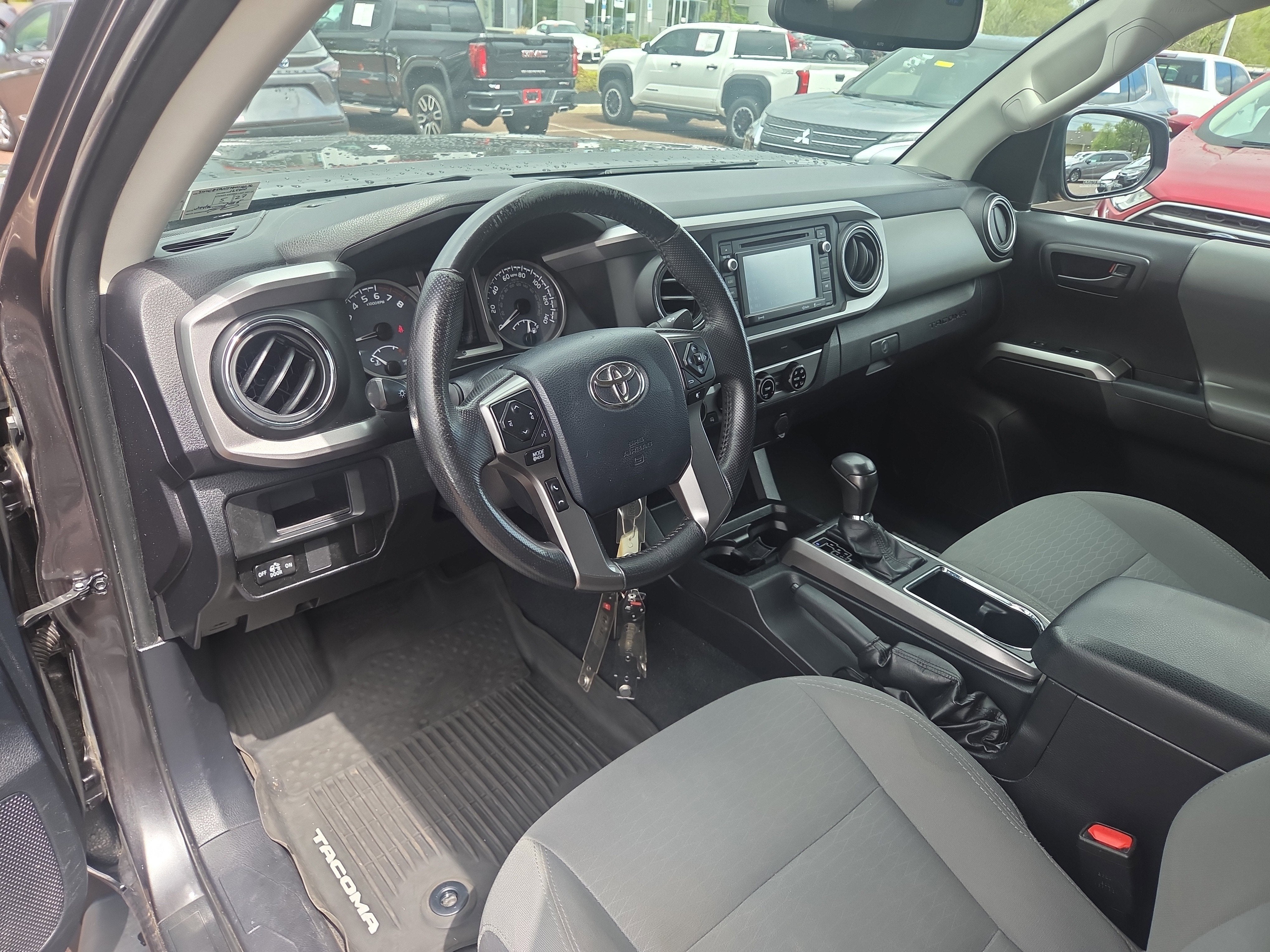 2017 Toyota Tacoma SR5