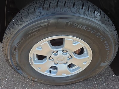 2014 Toyota Tacoma 4WD Double Cab V6 AT (Natl)