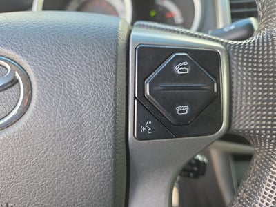 2014 Toyota Tacoma 4WD Double Cab V6 AT (Natl)
