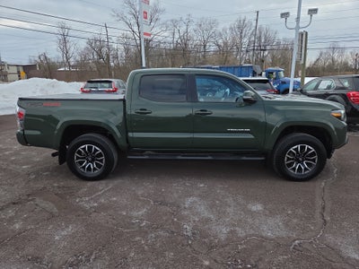 2022 Toyota Tacoma SR