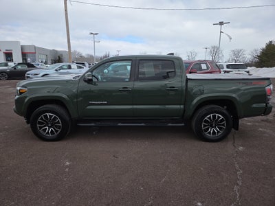 2022 Toyota Tacoma SR