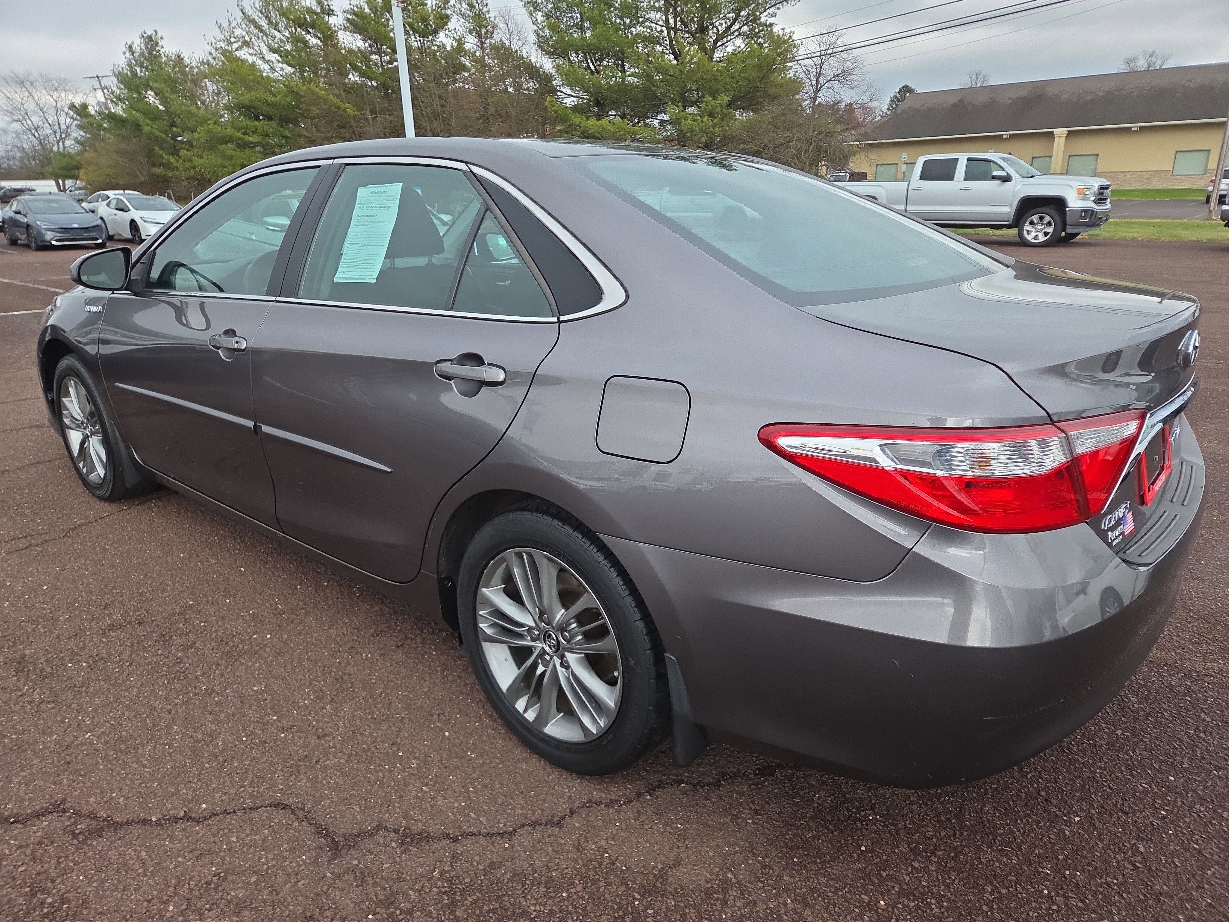 2015 Toyota Camry Hybrid LE