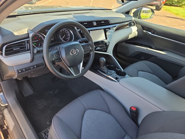 2020 Toyota Camry Hybrid LE