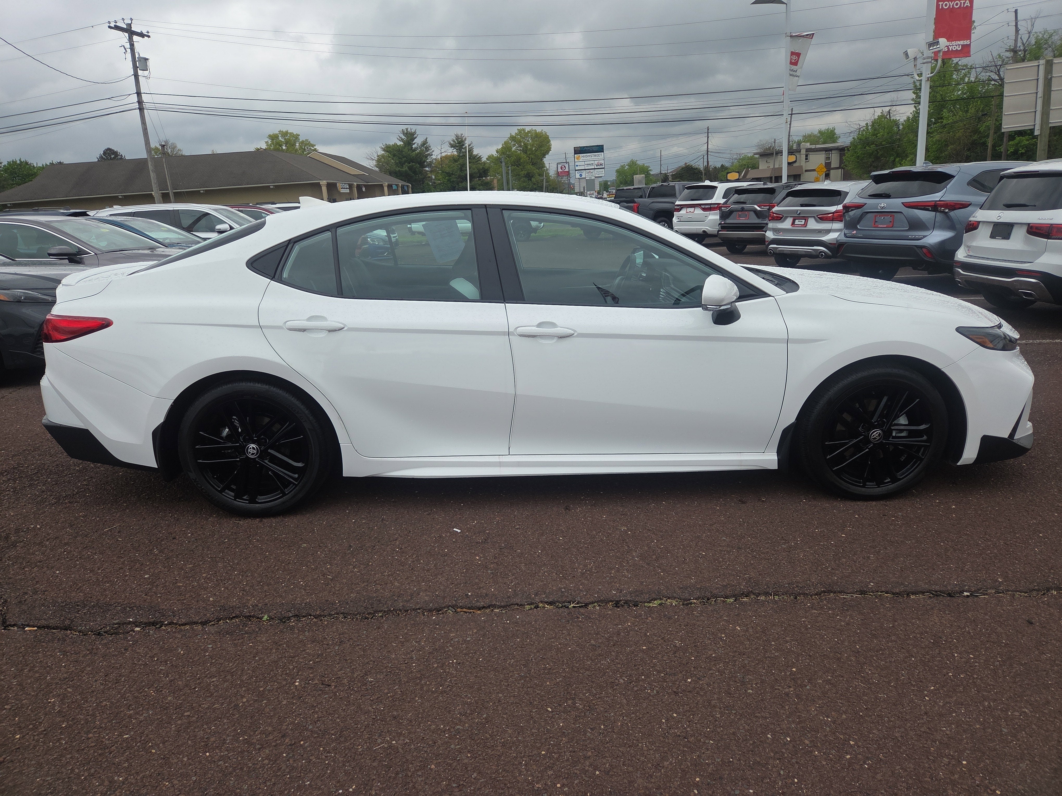 2025 Toyota Camry LE
