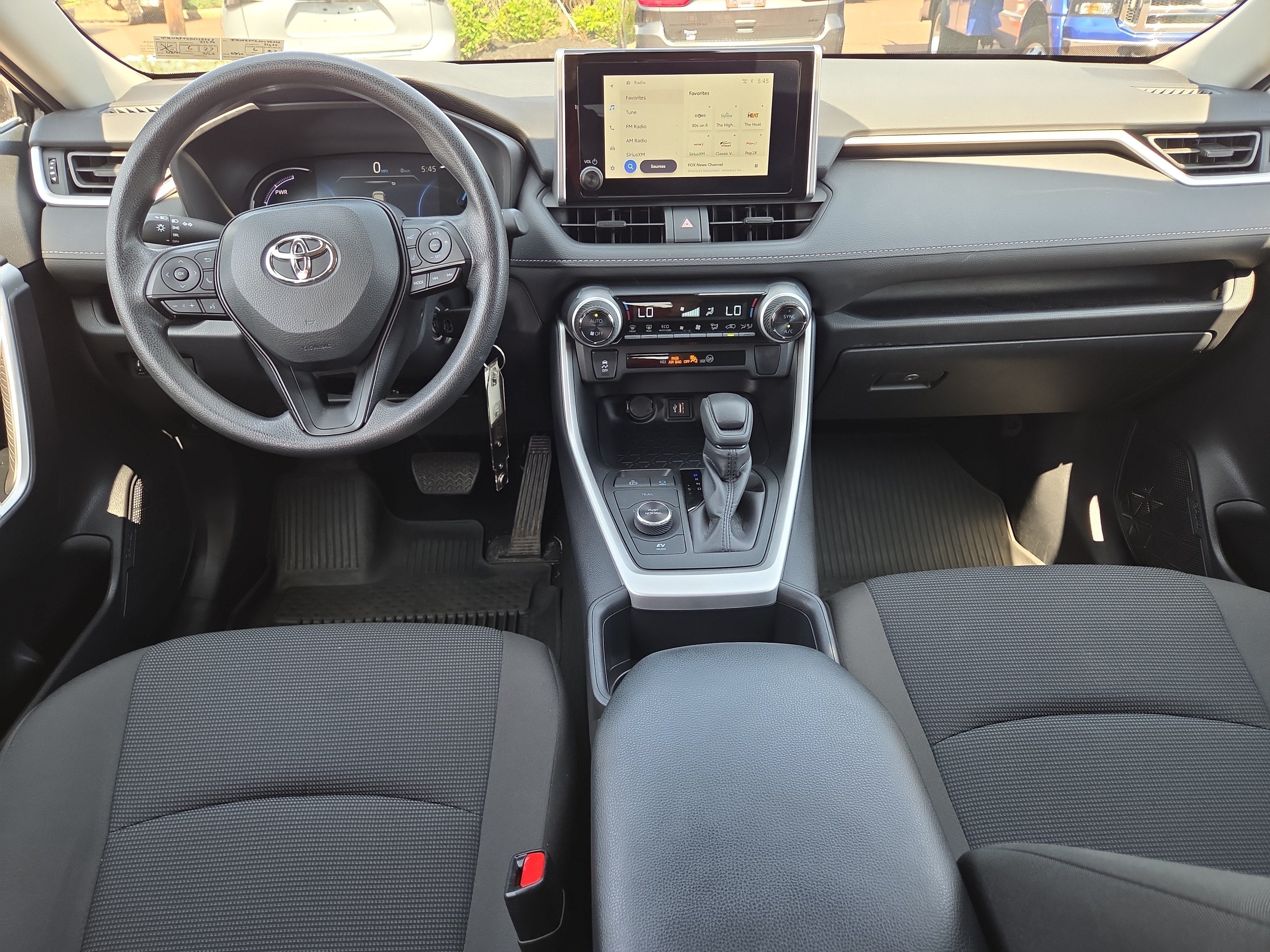 2025 Toyota RAV4 Hybrid LE