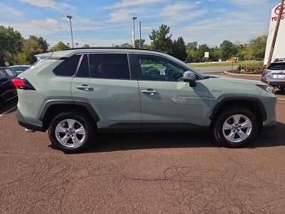 2021 Toyota RAV4 Hybrid XLE