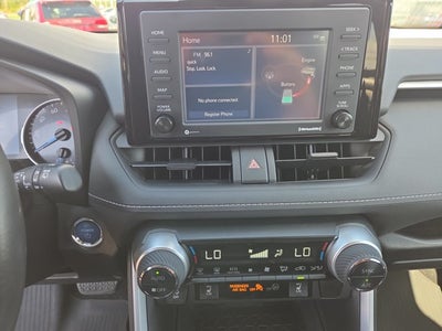 2021 Toyota RAV4 Hybrid XLE