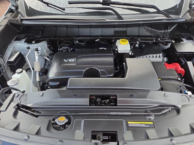 2023 Nissan Pathfinder Platinum