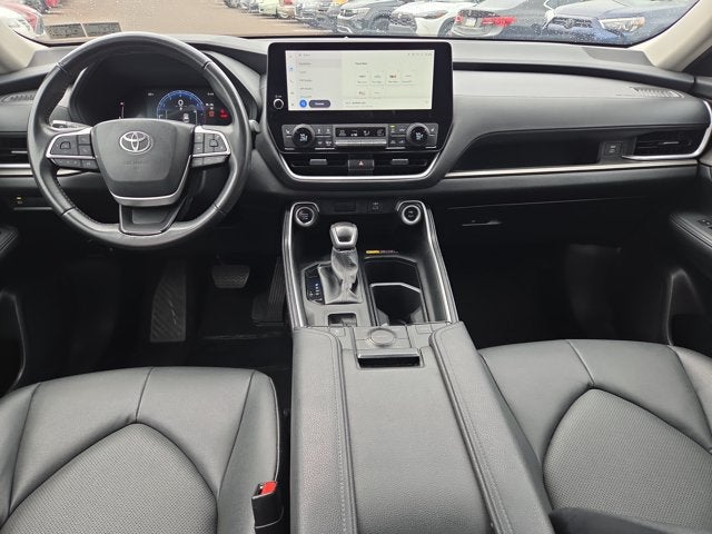 2025 Toyota Grand Highlander XLE
