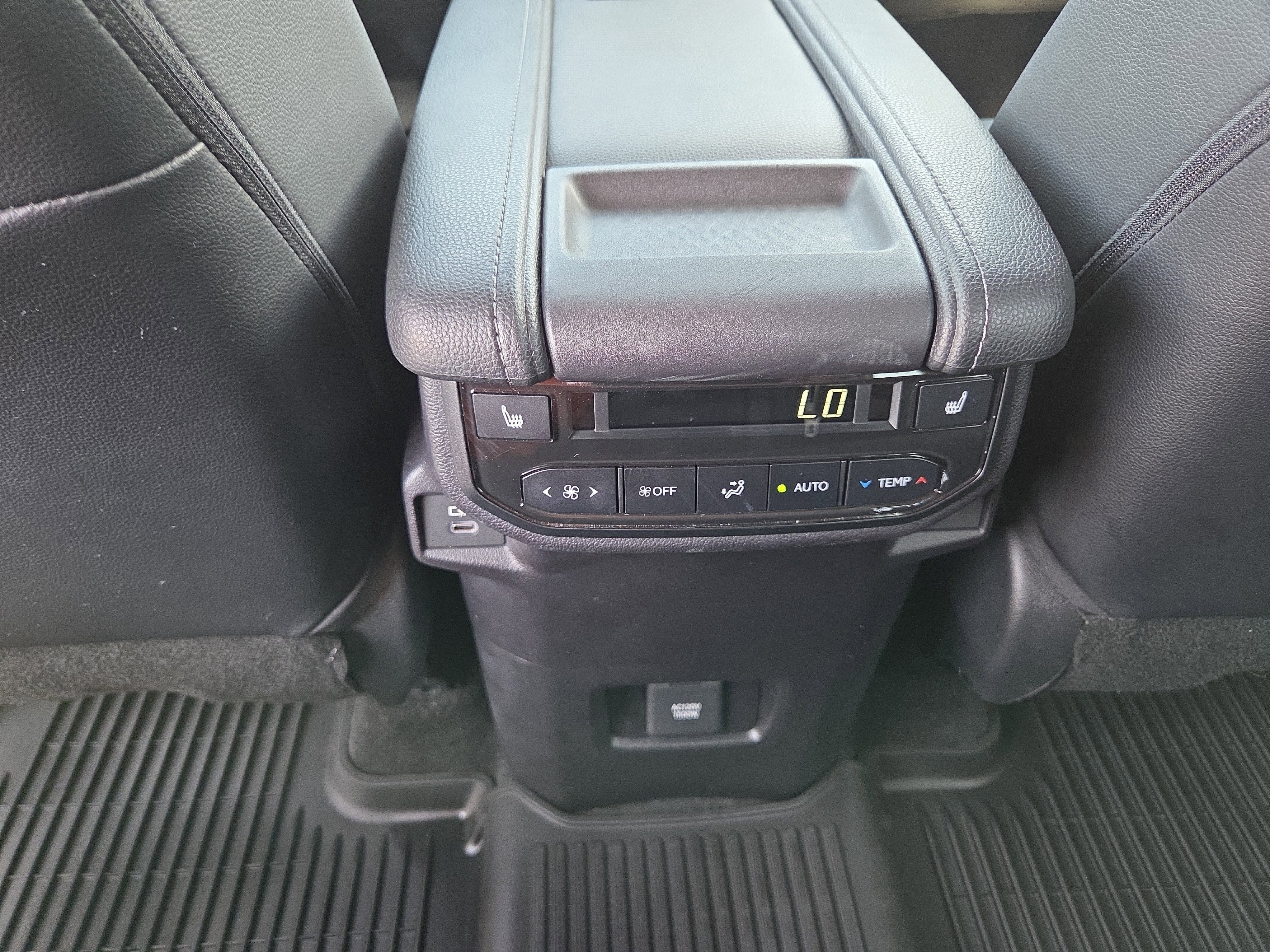 2025 Toyota Grand Highlander Hybrid Limited