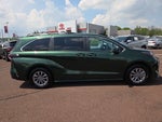 2025 Toyota Sienna LE