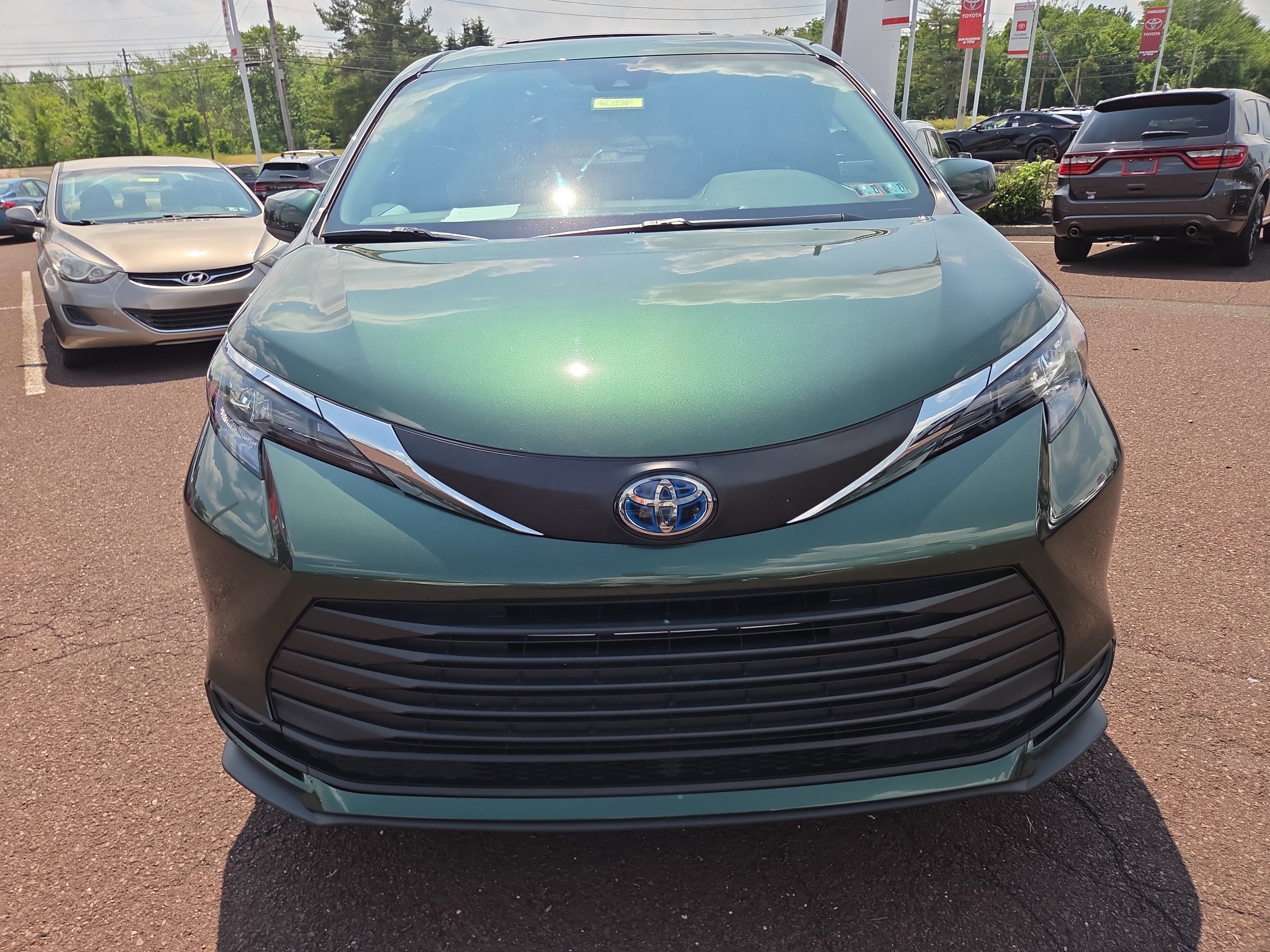 2025 Toyota Sienna LE