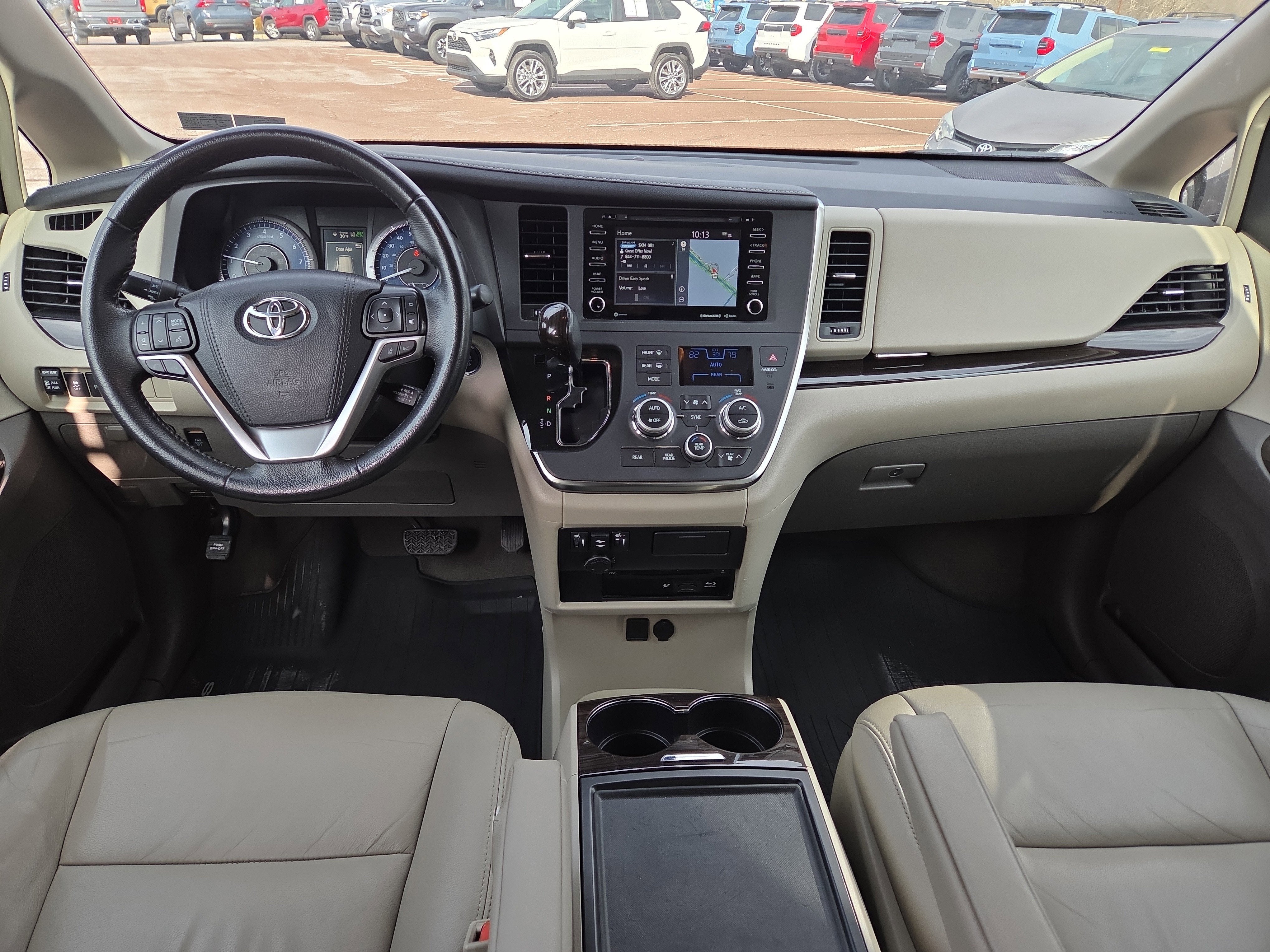 2019 Toyota Sienna XLE