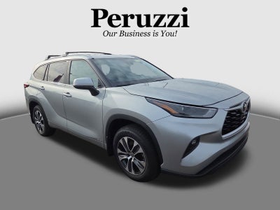 2025 Toyota Highlander Hybrid XLE