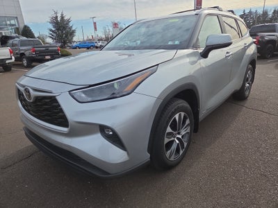 2025 Toyota Highlander Hybrid XLE