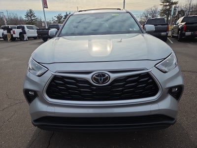 2025 Toyota Highlander Hybrid XLE