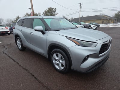 2024 Toyota Highlander LE