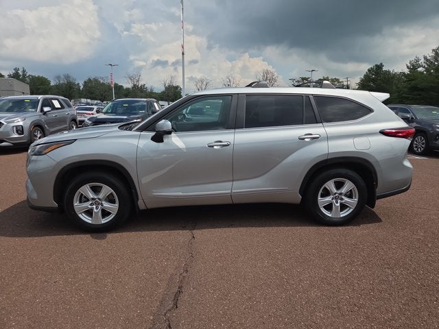 2023 Toyota Highlander LE