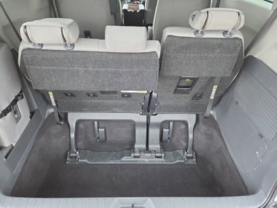 2024 Toyota Sienna LE