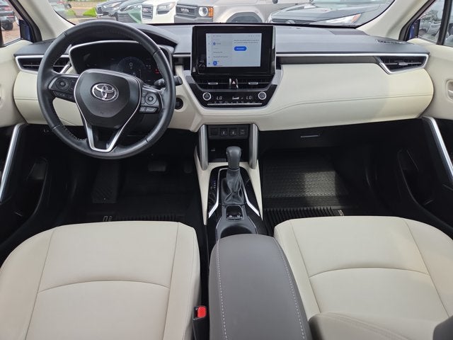 2024 Toyota Corolla Cross XLE