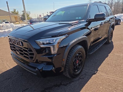 2024 Toyota Sequoia SR5