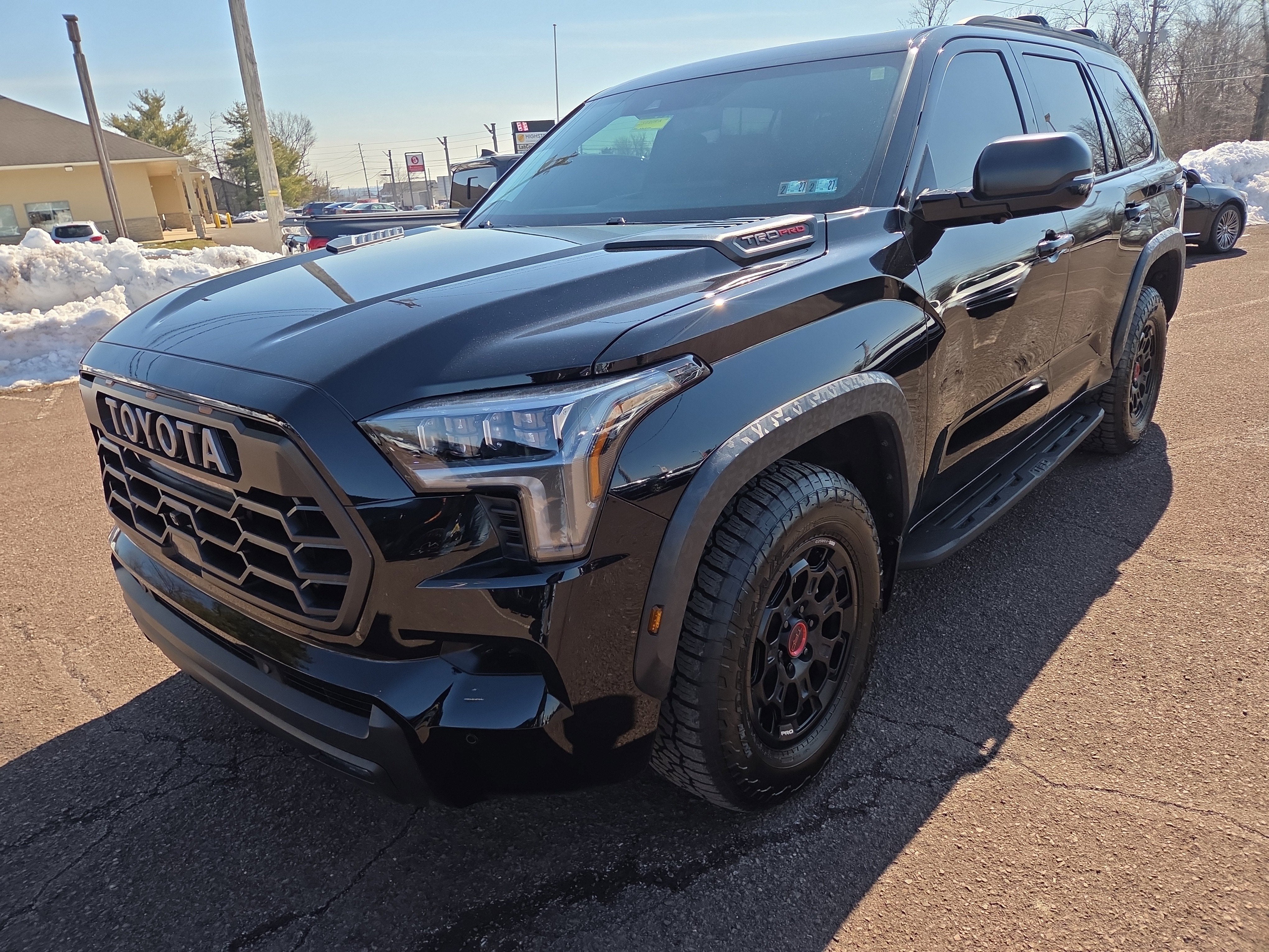 2024 Toyota Sequoia SR5