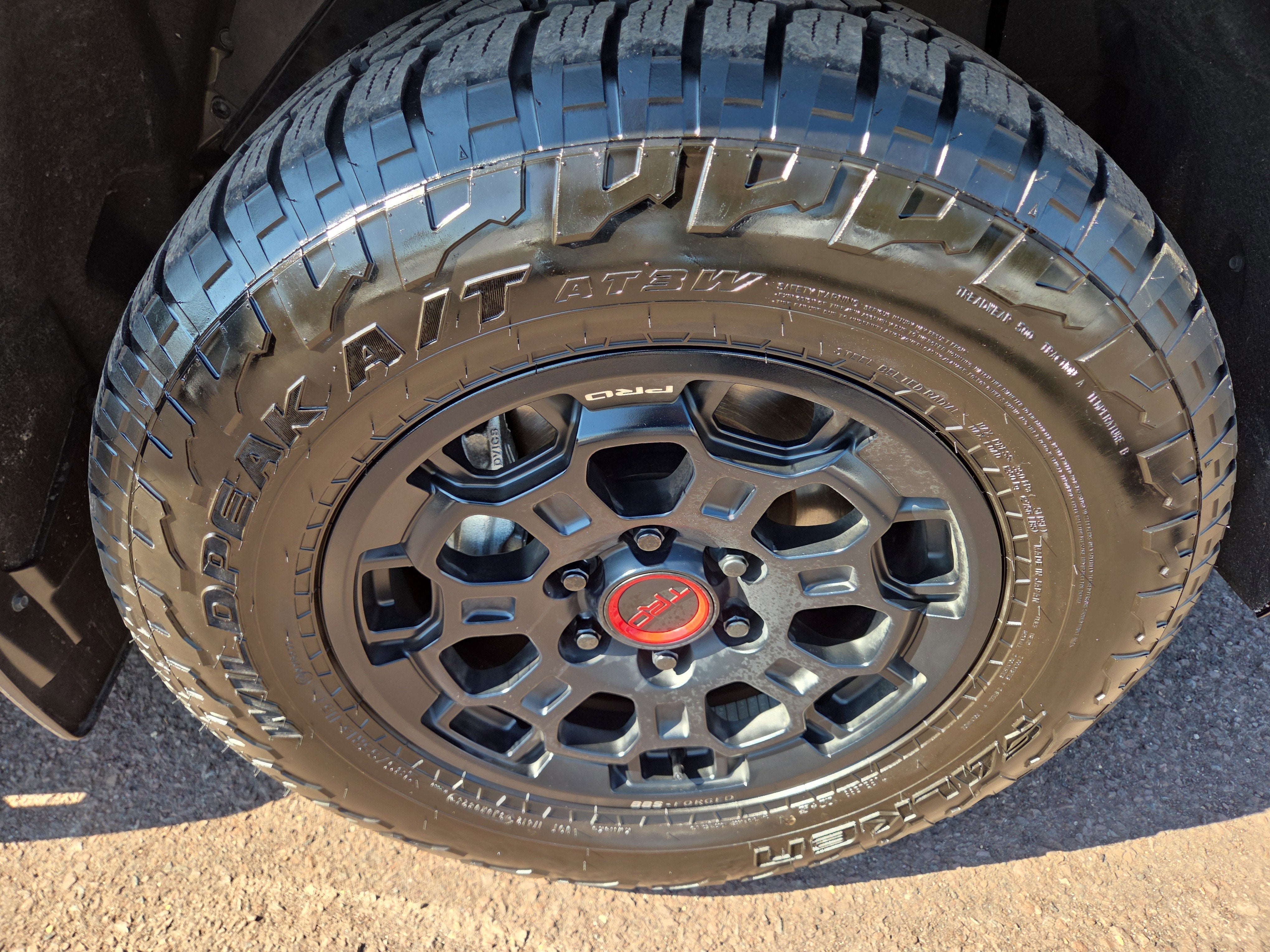 2024 Toyota Sequoia SR5