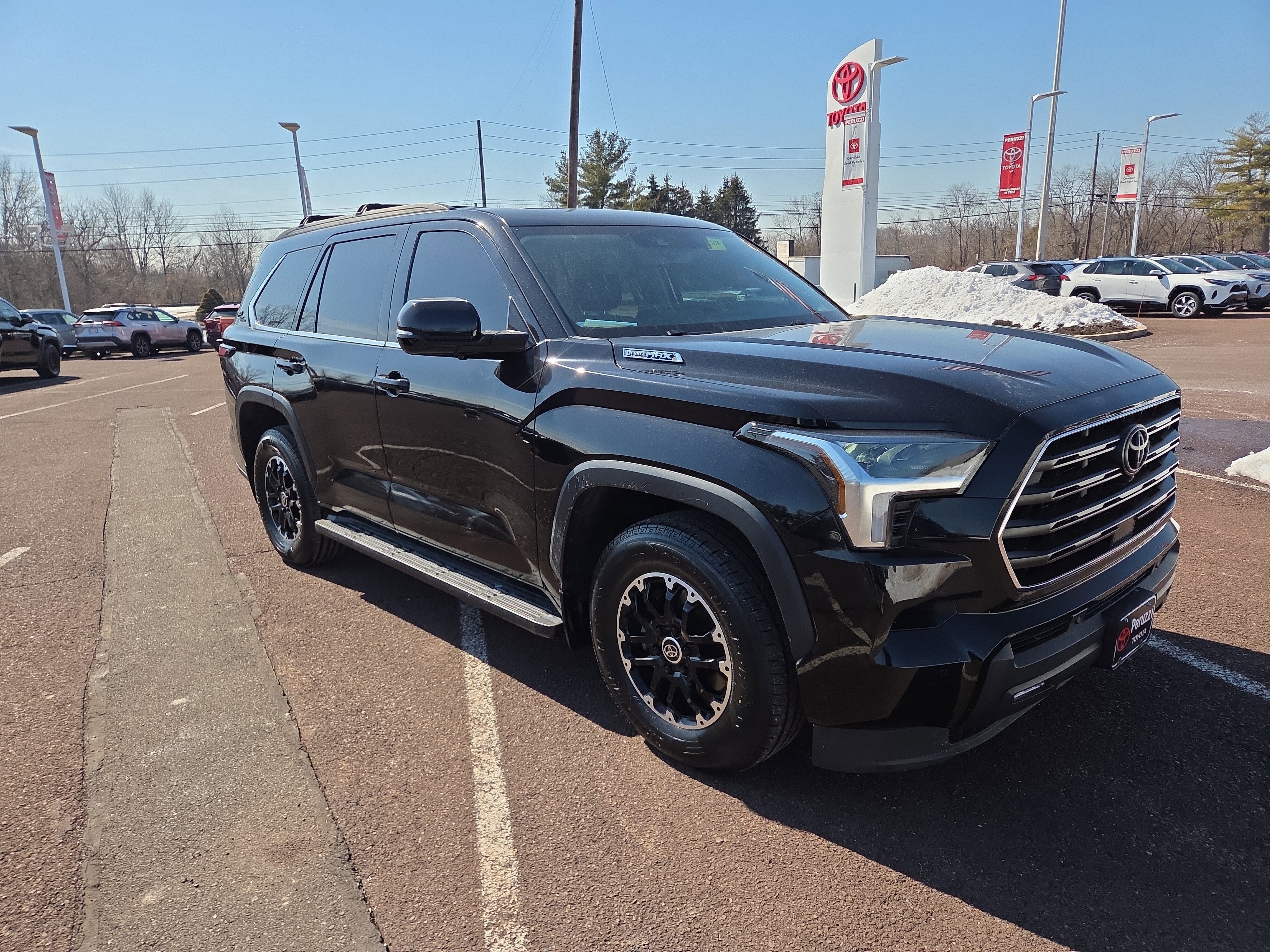 2023 Toyota Sequoia SR5