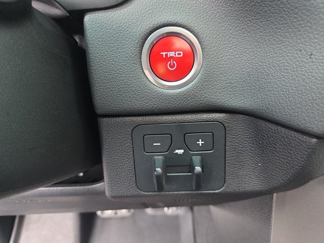 2024 Toyota Sequoia SR5