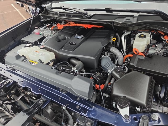 2024 Toyota Sequoia SR5
