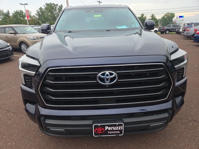 2024 Toyota Sequoia SR5