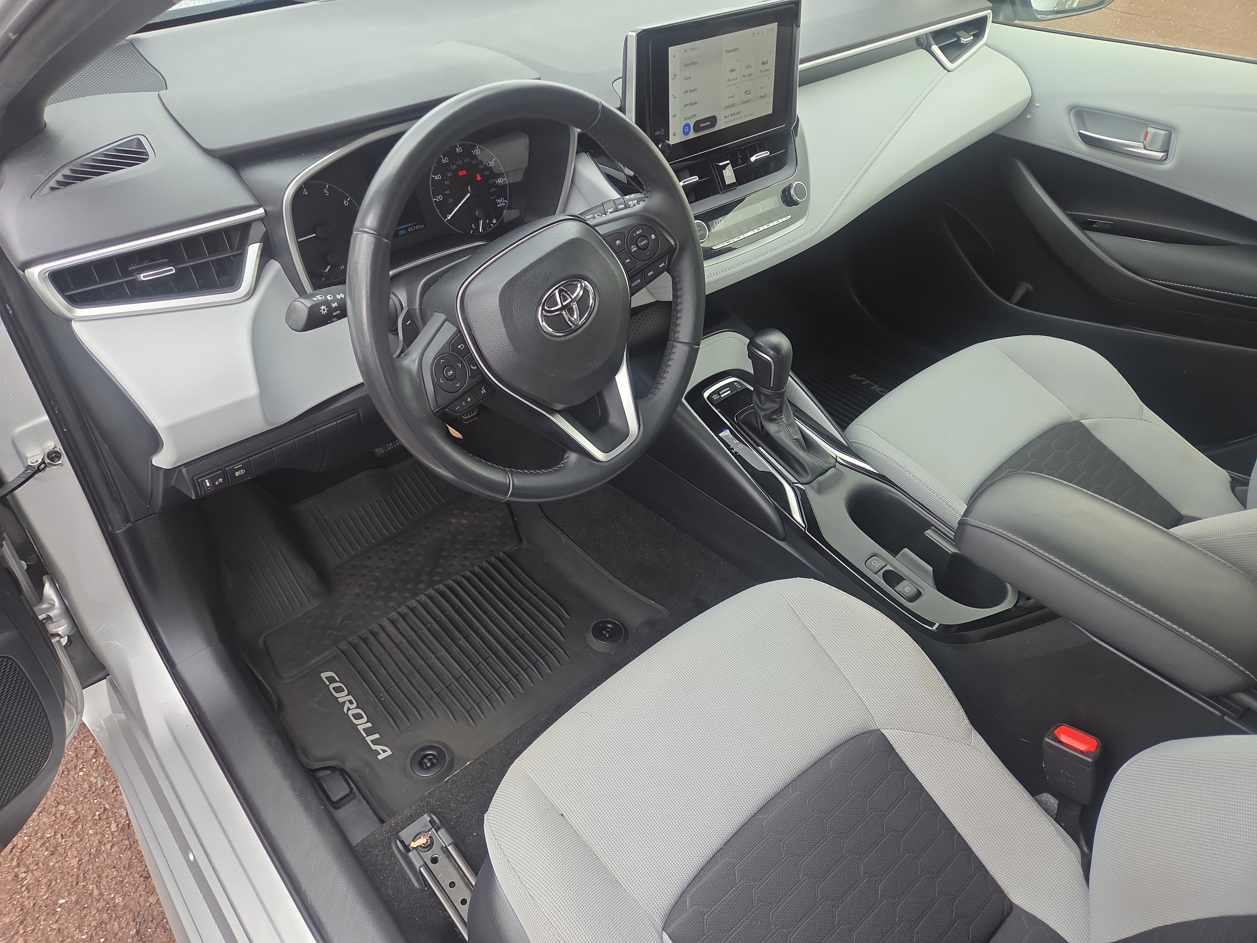 2023 Toyota Corolla Hatchback SE