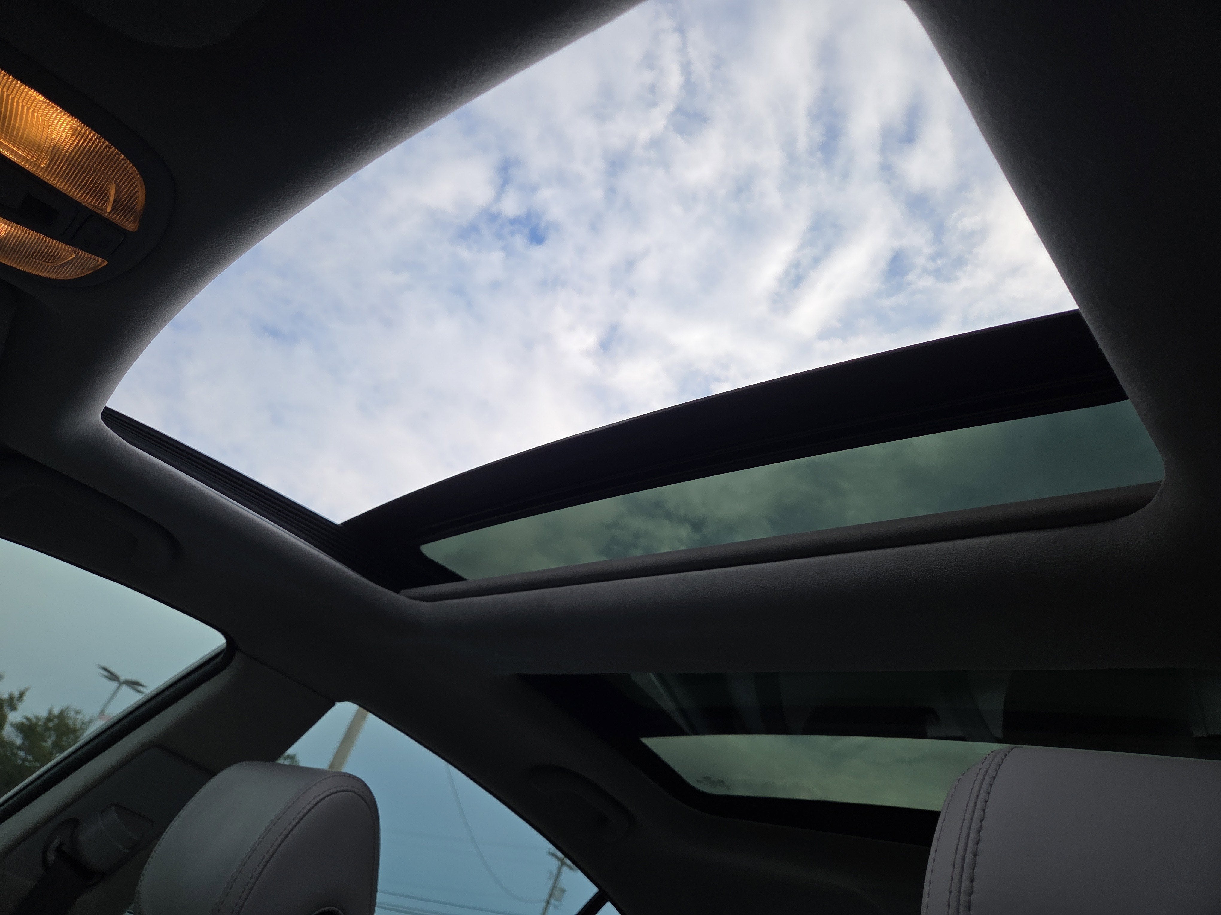 2014 Kia Cadenza Limited