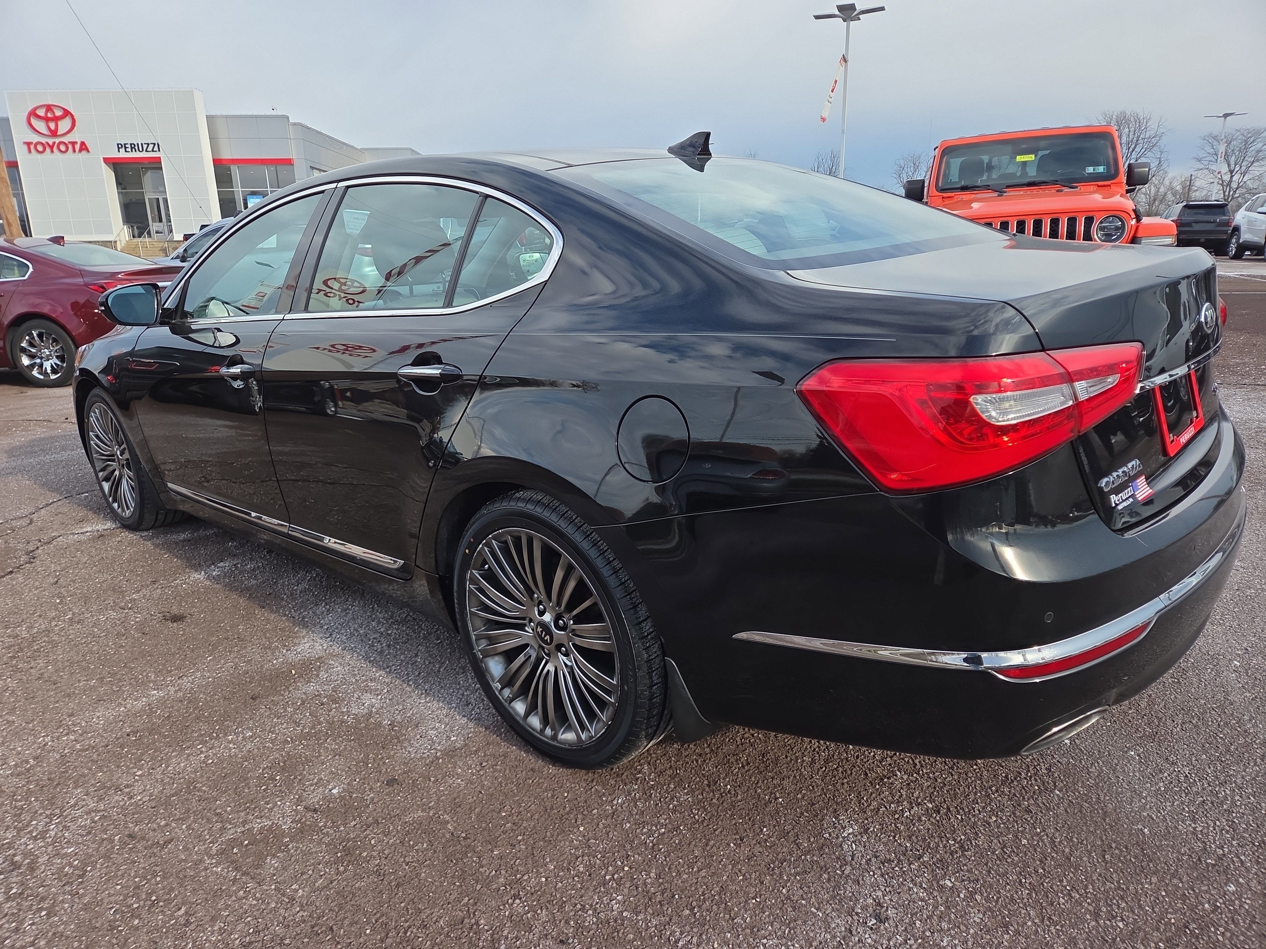 2014 Kia Cadenza Limited