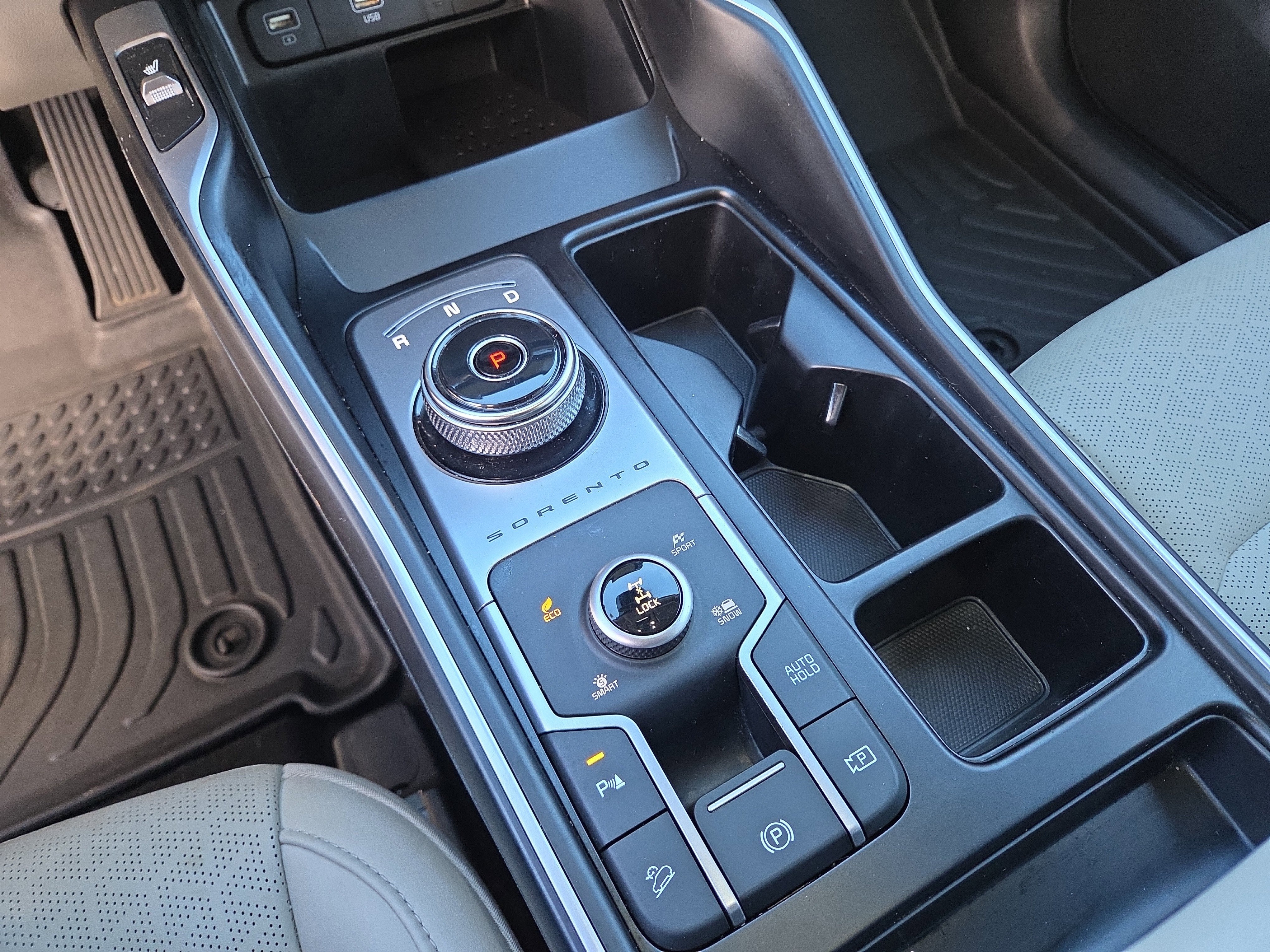 2022 Kia Sorento Hybrid EX