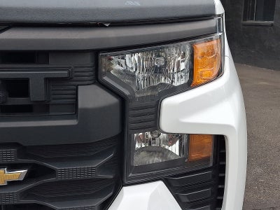 2023 Chevrolet Silverado 1500 4WD Crew Cab Short Bed Custom