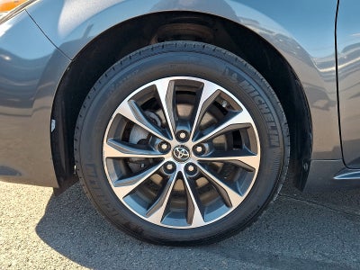 2017 Toyota Avalon XLE