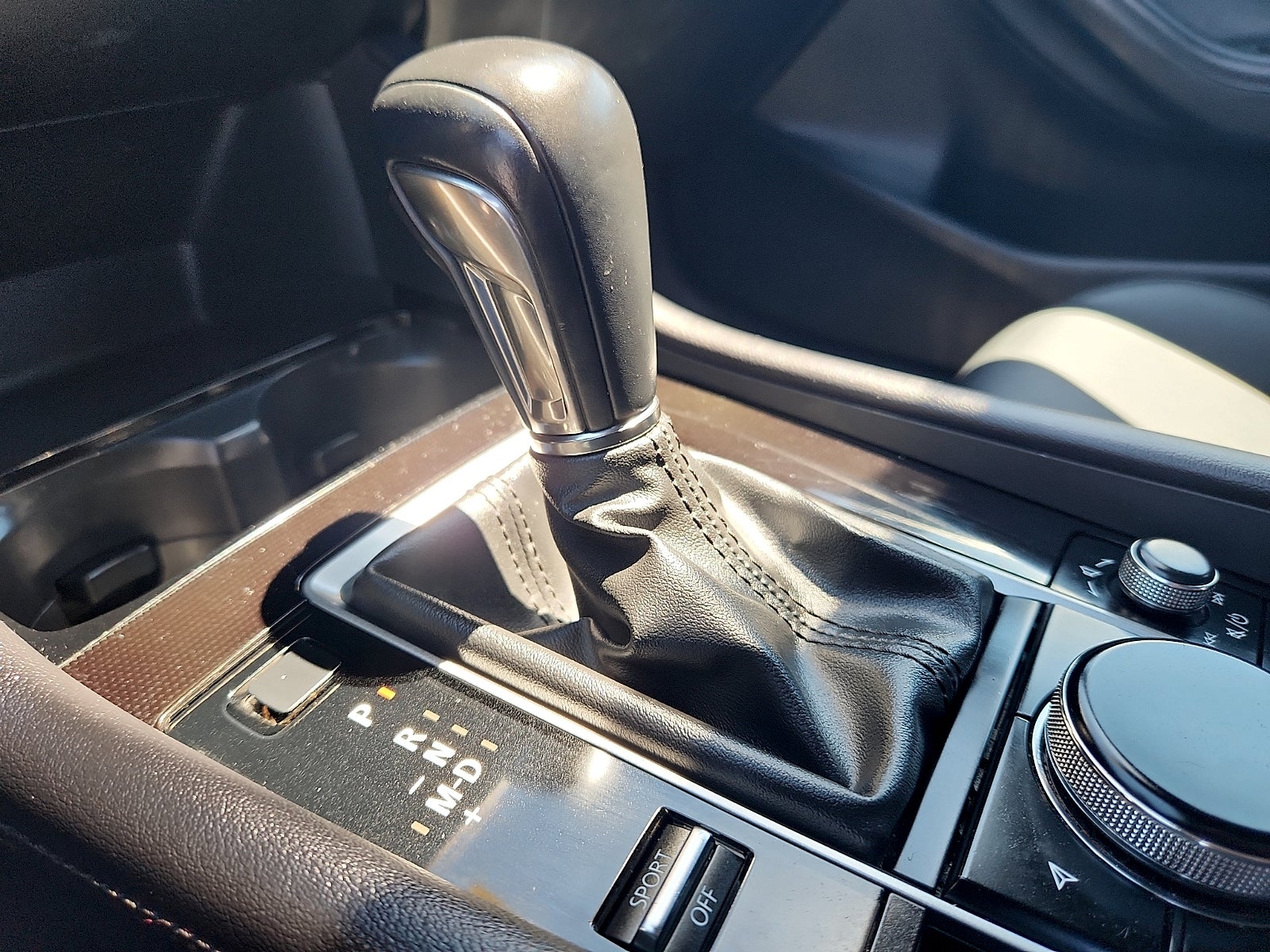 2024 Mazda Mazda3 Hatchback 2.5 S Select Sport