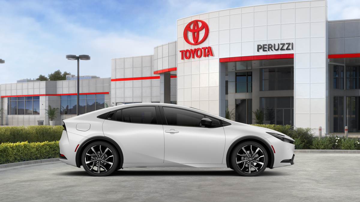 2026 Toyota Prius Plug-in Hybrid XSE